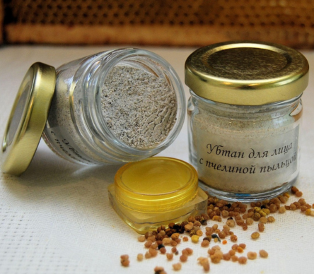 Hydrophilic oil